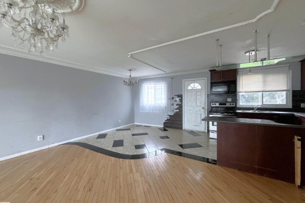 8817 163 St Nw, Edmonton, AB, photo 3