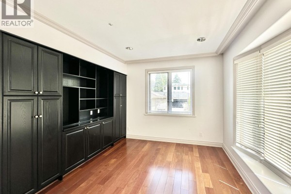 883 W 52 Avenue, Vancouver, BC, photo 2