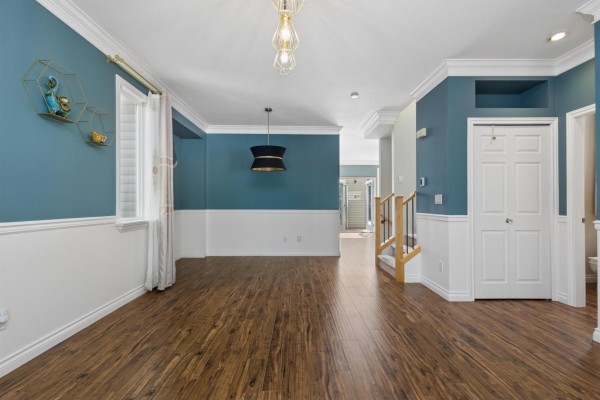 8838 216 Street, Langley, BC V1M3Z5 Photo 4