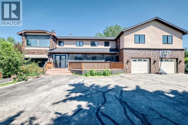 2pc Bathroom - 884 East Chestermere Drive, Chestermere, AB T1X1A7 Photo 3