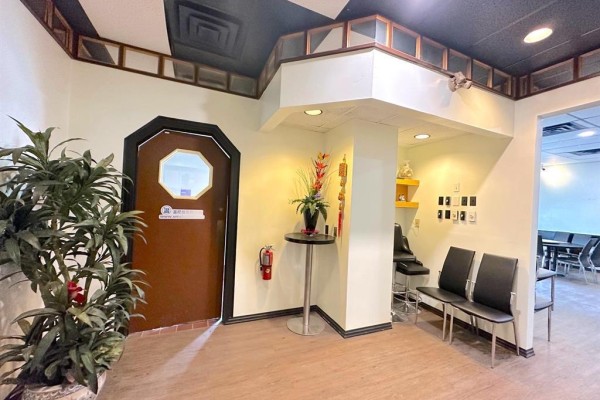885 Henderson Highway, Winnipeg, MB R2K2L8 Photo 2
