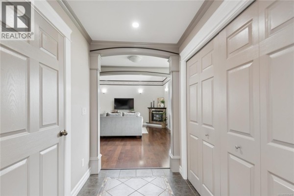 Home office space with a desk, window, and neutral wall colors - 885 Pratt Rd, Mill Bay