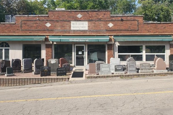 885 Spring Garden Road, Burlington, ON L7T1J6 Photo 2