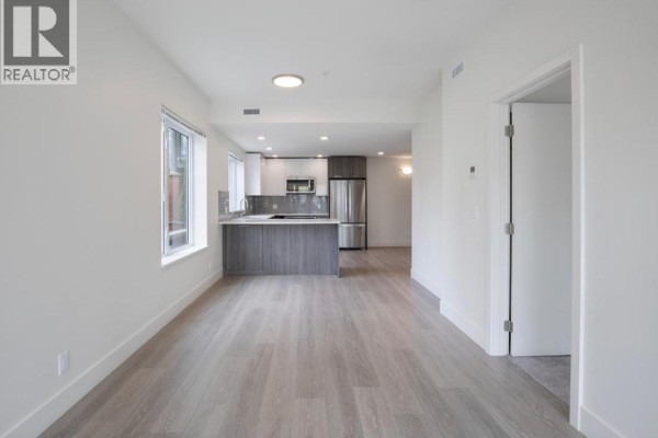 4pc Bathroom - 885 University Drive Unit# 106, Kamloops, BC V2C0K2 Photo 4