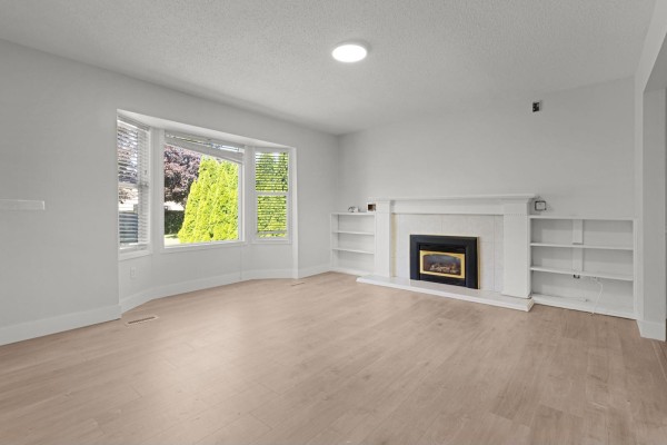 Bedroom 2 - 8852 Charles Street, Chilliwack Proper South, Chilliwack, BC V2P7H8 Photo 5