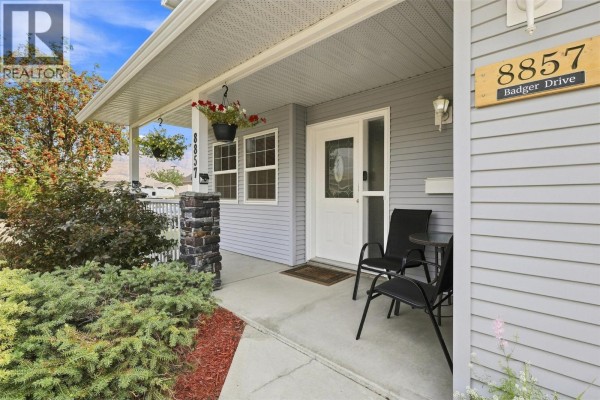 2pc Bathroom - 8857 Badger Drive, Kamloops, BC V2C6V2 Photo 4