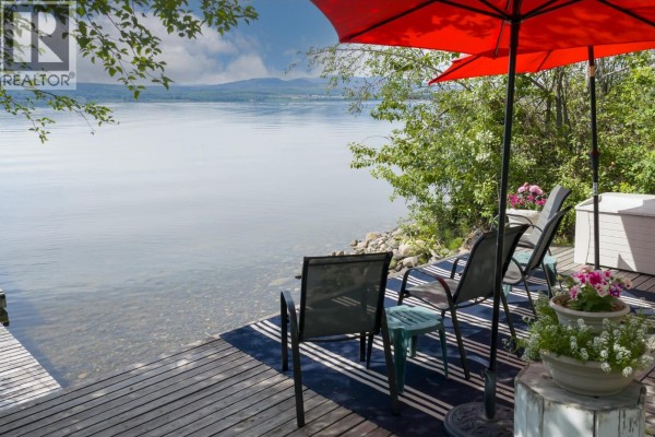 8858 Gala Bay Road, Fraser Lake, BC, photo 2