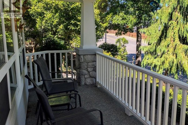 886 Stanhope Rd, Parksville, BC, photo 2