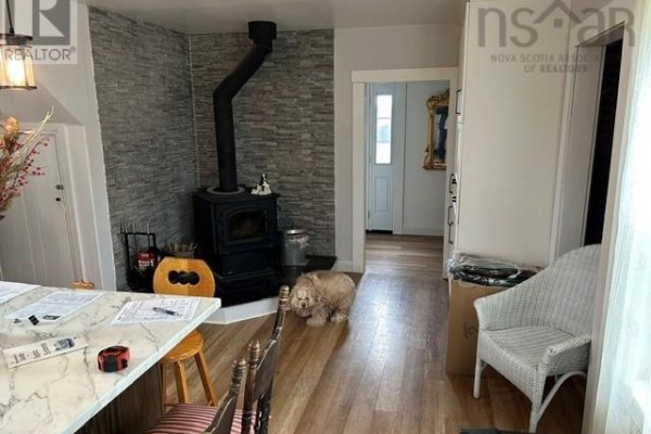 Living room - 8863 Highway 2, Great Village, NS B0M1L0 Photo 4