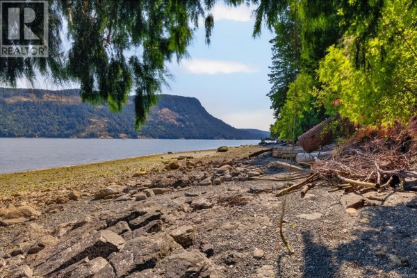 Great room - 8873 Stoney Hill Rd, Duncan, BC V9L5Y4 Photo 2