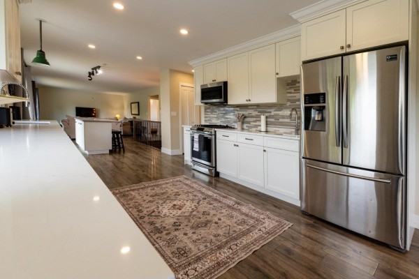 Kitchen - 8875 Prest Road, East Chilliwack, Chilliwack, BC V2P8E1 Photo 3