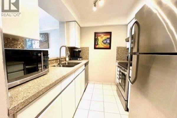 888 Hamilton Street, Vancouver, BC, photo 3