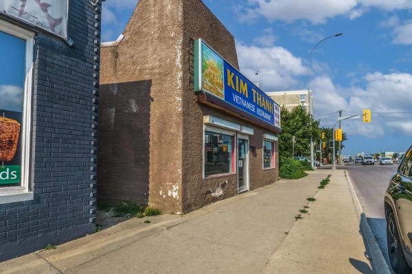 888 Notre Dame Ave, Winnipeg, MB, photo 2