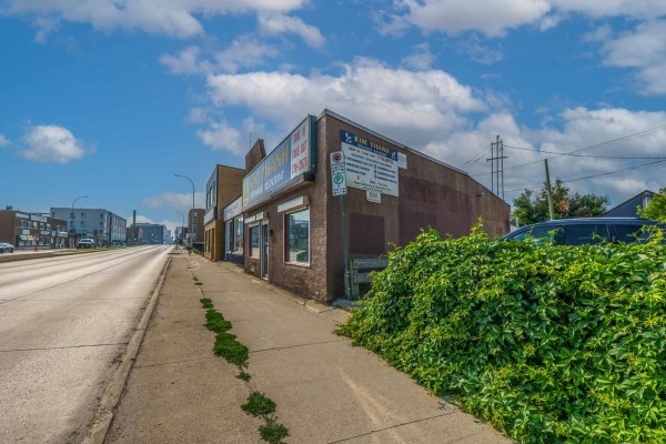 888 Notre Dame Ave, Winnipeg, MB, photo 3