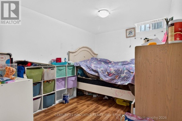 Bedroom 3 - 888 Southgate Drive, Oshawa, ON L1H7Z9 Photo 2