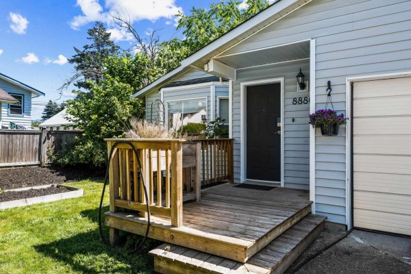 8880 Allard Street, Chilliwack Proper West, Chilliwack, BC, photo 2