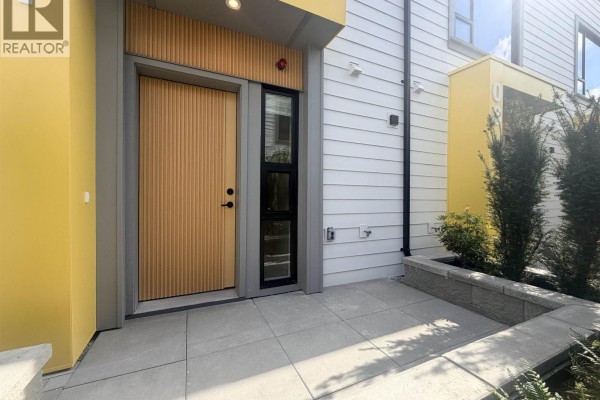 8899 Spires Road, Richmond, BC V6Y1X1 Photo 2
