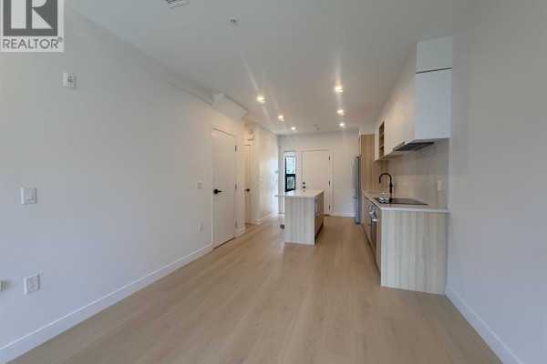 8899 Spires Road, Richmond, BC V6Y1X1 Photo 3