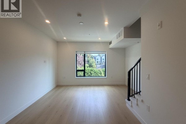 8899 Spires Road, Richmond, BC V6Y1X1 Photo 4