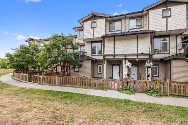 89 19433 68 Avenue, Surrey, BC V4N6M8 Photo 3