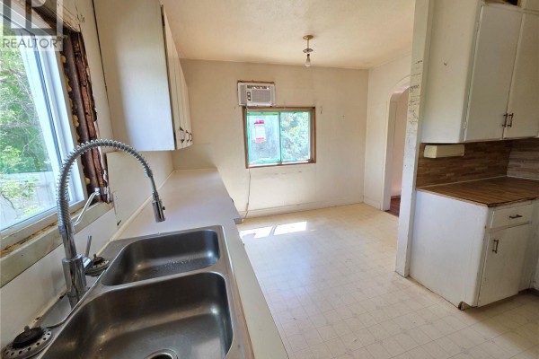 Bedroom - 89 8th Avenue Ne, Swift Current, SK S9H2P2 Photo 4