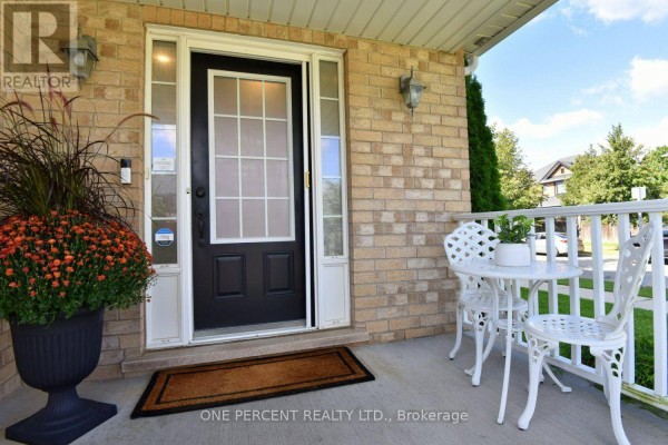 Primary Bedroom - 89 Blue Sky Trail, Hamilton, ON L0R2H8 Photo 4