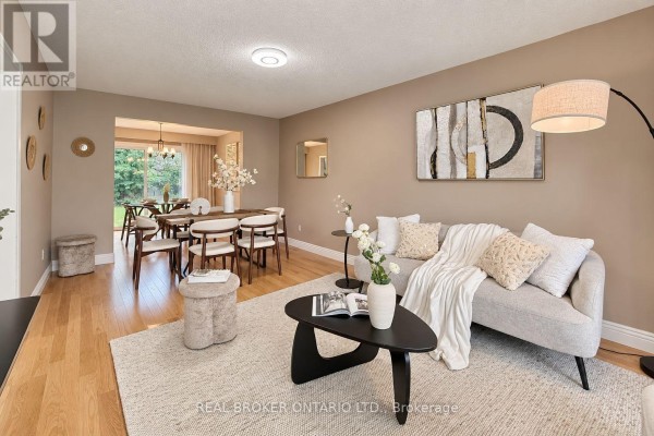 Dining room - 89 Bushmills Square, Toronto, ON M1V1K5 Photo 4
