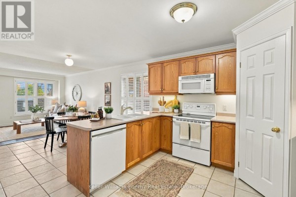 Living room - 89 Fieldcrest Avenue, Clarington, ON L1E2Y9 Photo 4