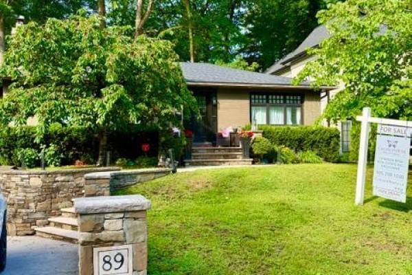 89 Holyrood Avenue, Oakville, ON, photo 3