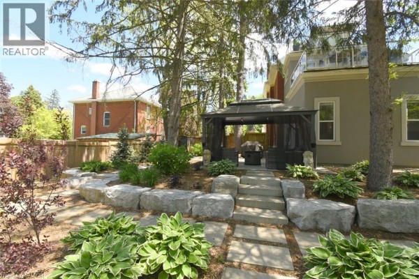 5pc Ensuite bath - 89 Lynden Road, Lynden, ON L0R1T0 Photo 3