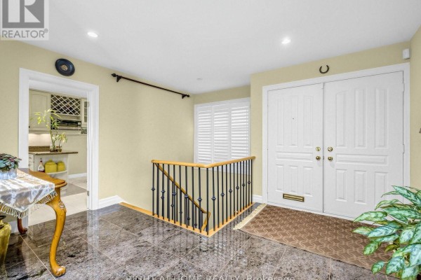 Utility room - 89 Page Avenue, Toronto, ON M2K2B8 Photo 4