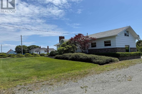 4pc Bathroom - 89 Pond Road, Lower West Pubnico, NS B0W2C0 Photo 4