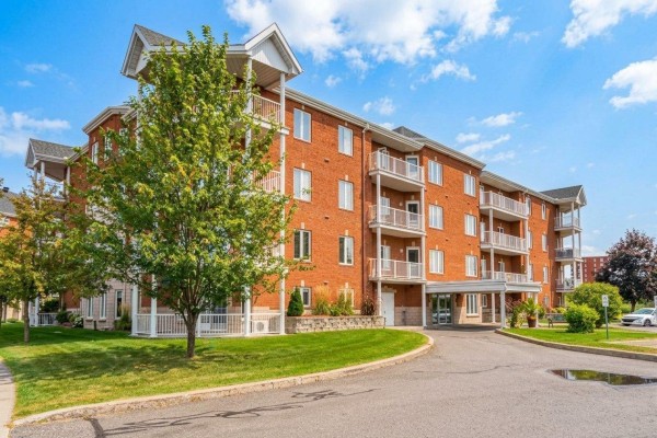 Living room - 89 Rue De Rouville, #36, Gatineau, QC J8T8M7 Photo 2