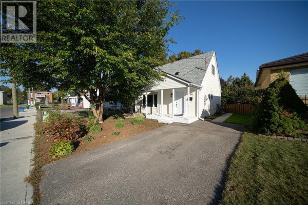 Kitchen - 89 Salisbury Avenue, Brantford, ON N3S1N1 Photo 2