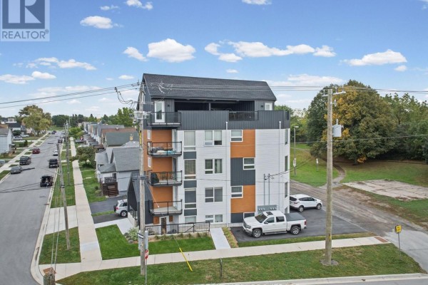 89 Sixth Street, Welland, ON L3B5A7 Photo 4