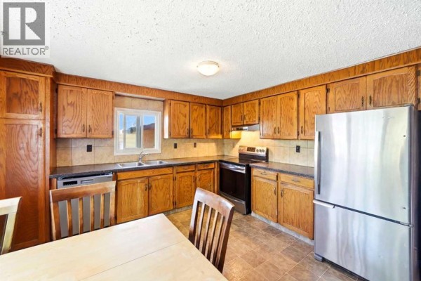 89 Spring Haven Close Se, Airdrie, AB, photo 2