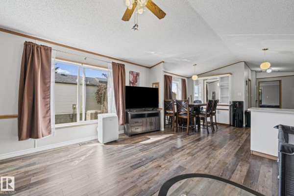 89 Springfield Cr, Spruce Grove, AB, photo 3