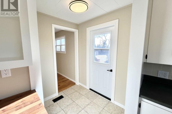 Living room - 89 Stoney Island Road, North East Point, NS B0W2P0 Photo 2