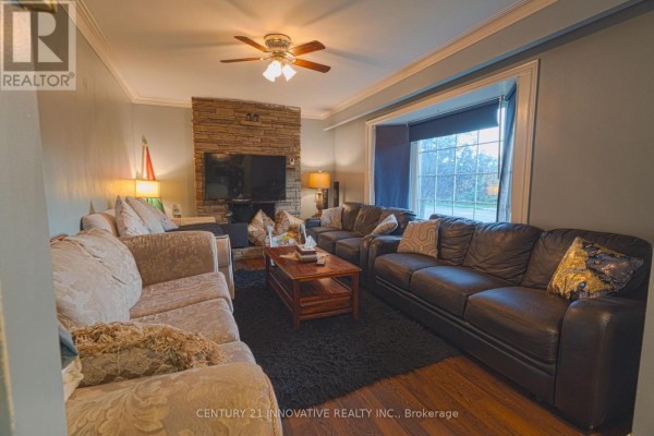 89 Thickson Road S, Whitby, ON L1N2C7 Photo 5