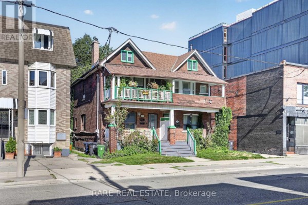 890 & 892 Broadview Avenue, Toronto, ON M4K2R1 Photo 4
