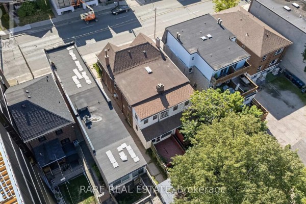 890 & 892 Broadview Avenue, Toronto, ON M4K2R1 Photo 5