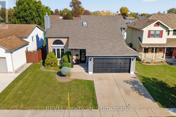 Living room - 890 Concession Road, Fort Erie, ON L2A6B9 Photo 3