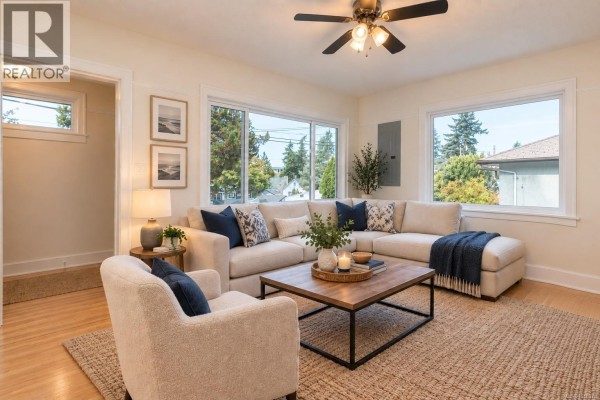 Workshop - 890 Darwin Ave, Saanich, BC V8X2X6 Photo 2