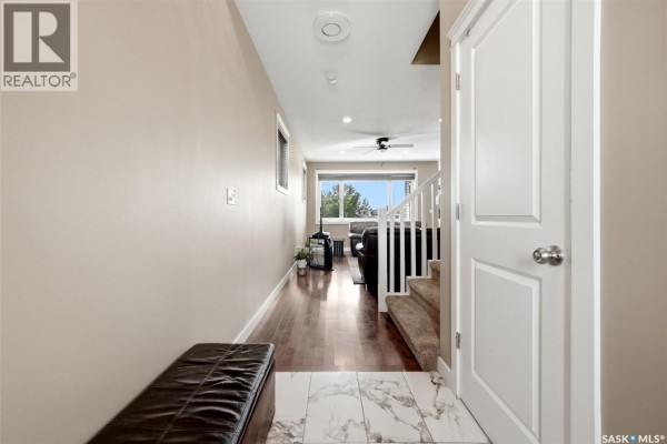 2pc Bathroom - 8902 Herman Crescent, Regina, SK S4Y0C1 Photo 4