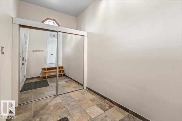 Dining room - 8907 136 Av Nw, Edmonton, AB T5E1V5 Photo 2