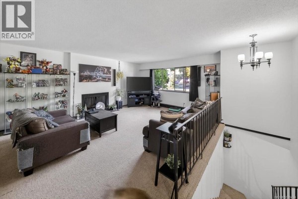 Dining room - 891 Admirals Rd, Esquimalt, BC V9A2P1 Photo 5