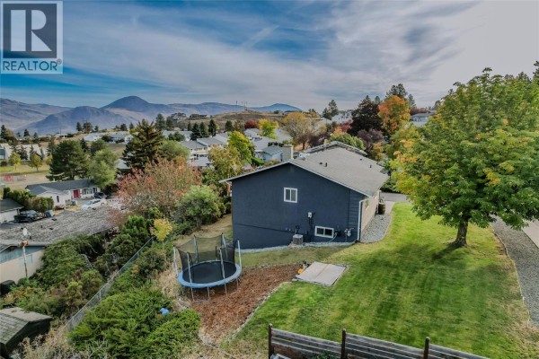 Workshop - 891 Gleneagles Drive, Kamloops, BC V2E1K2 Photo 2