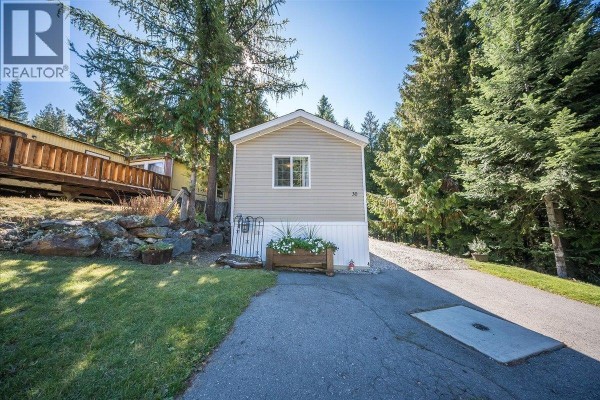 Living room - 891 Monte Vista Drive Unit# 30, Rossland, BC V0G1Y0 Photo 2