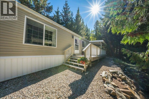 Kitchen - 891 Monte Vista Drive Unit# 30, Rossland, BC V0G1Y0 Photo 3