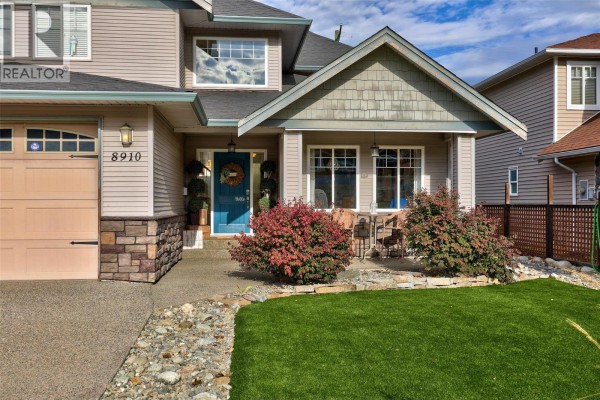 4pc Bathroom - 8910 Badger Drive, Kamloops, BC V2C6V2 Photo 2